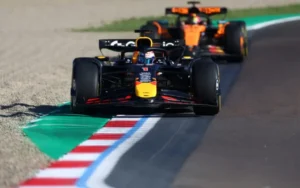 Verstappen-Imola_2025-05-18-074334_gnce-768x480